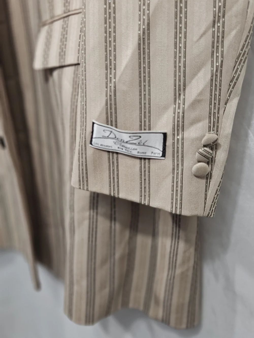 Den Zel modern beige